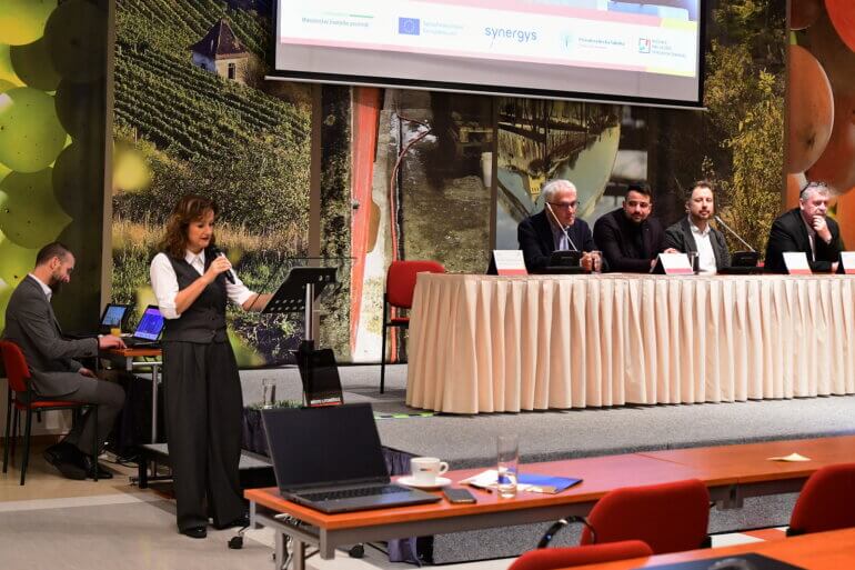 geotermální energii